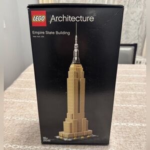 RETIRED LEGO Architecture Empire State Building in Tan and Black